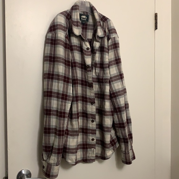 Roots button up flannel - Picture 2 of 3